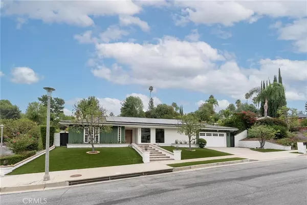 Encino, CA 91316,18089 Lake Encino