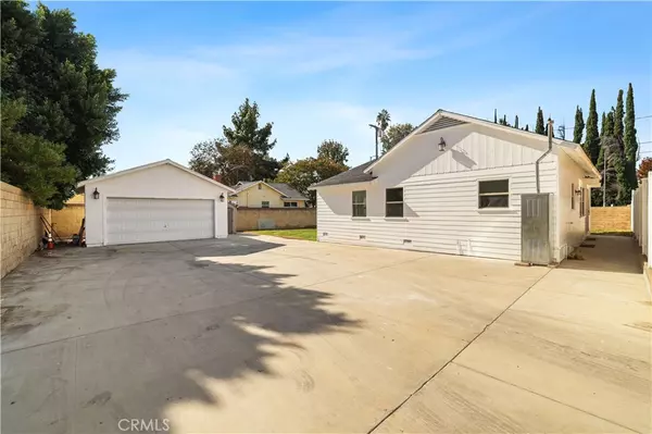 Winnetka, CA 91306,20464 Elkwood