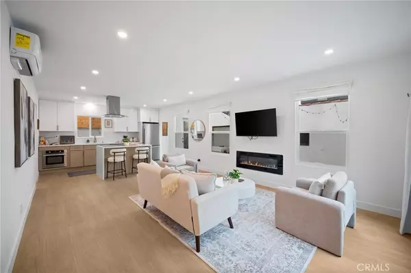 1626 S Rimpau, Los Angeles, CA 90019