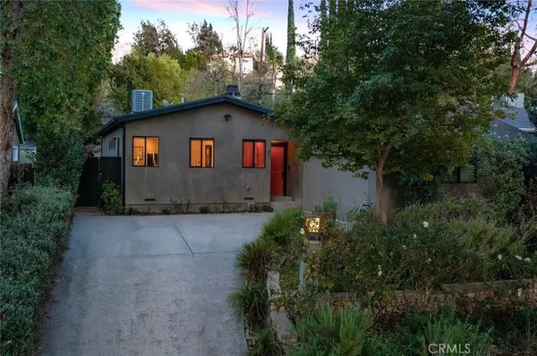 Woodland Hills, CA 91364,4642 Santa Lucia DR