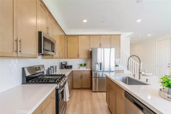 Lancaster, CA 93535,2133 Kettering ST