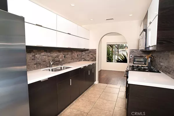 West Hills, CA 91307,7527 Sedan AVE