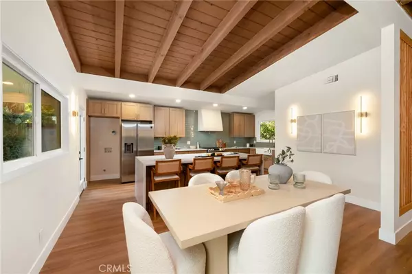 Encino, CA 91316,5611 Babbitt