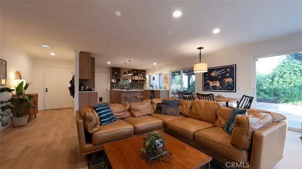 Agoura Hills, CA 91301,28916 Valley Heights