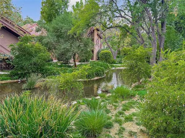 Canoga Park, CA 91303,7050 Shoup #163