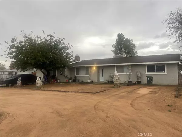 21815 Goshute AVE, Apple Valley, CA 92307
