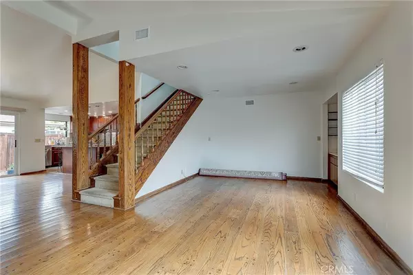 Irvine, CA 92604,32 Blazing Star