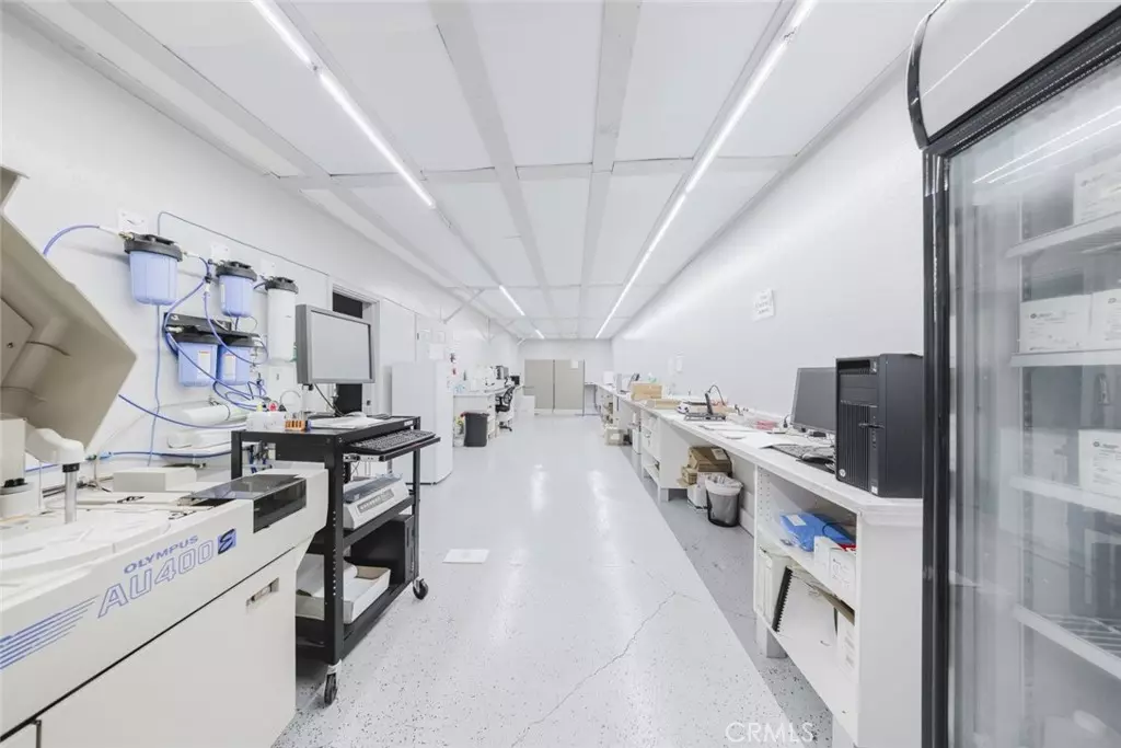 Los Angeles, CA 90039,4509 Alger ST