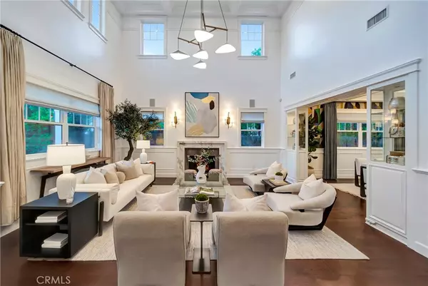 Encino, CA 91316,4821 Oak Park