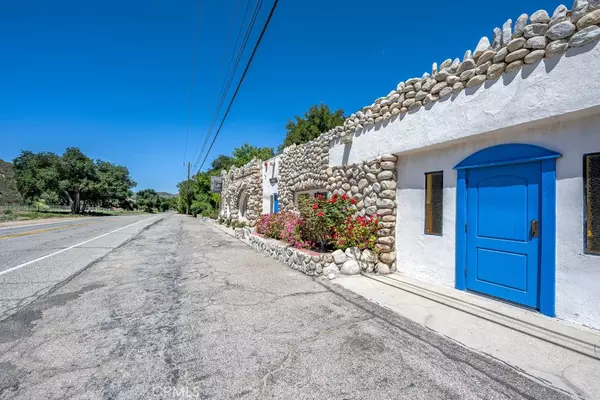 Agua Dulce, CA 91390,12625 Sierra