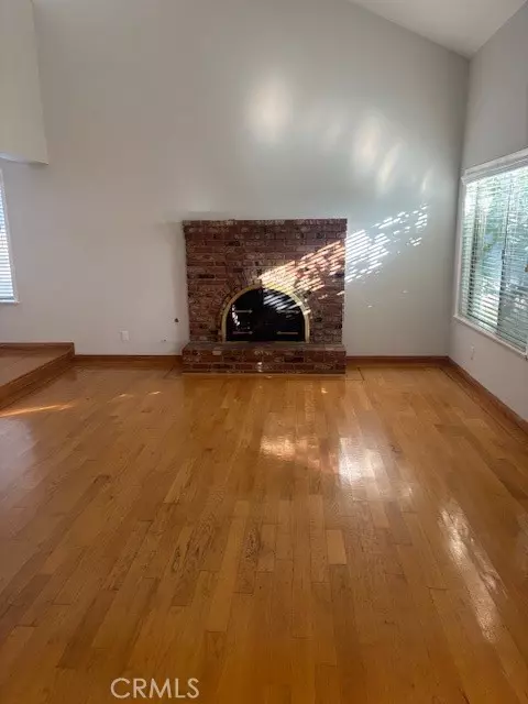 Chatsworth, CA 91311,10645 WILLOWBRAE AVE