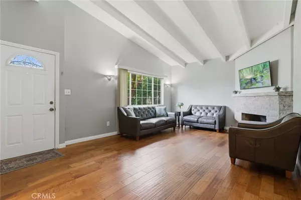 Woodland Hills, CA 91367,22616 Dolorosa ST