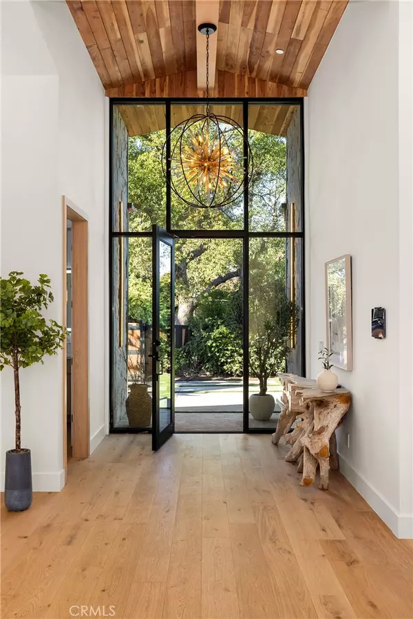 Sherman Oaks, CA 91401,5750 Stansbury AVE