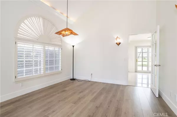 Porter Ranch, CA 91326,12051 Falcon Crest WAY