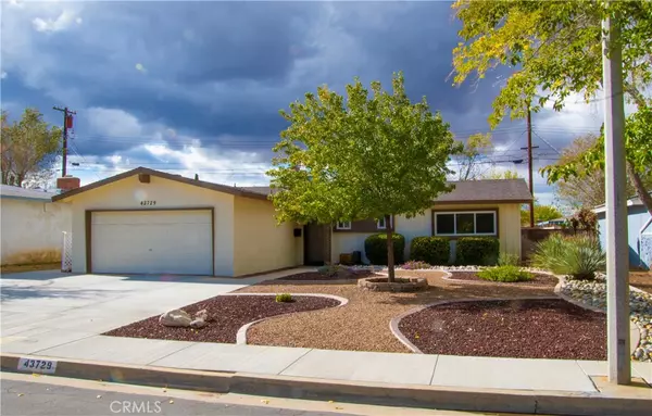 Lancaster, CA 93534,43729 Hardwood