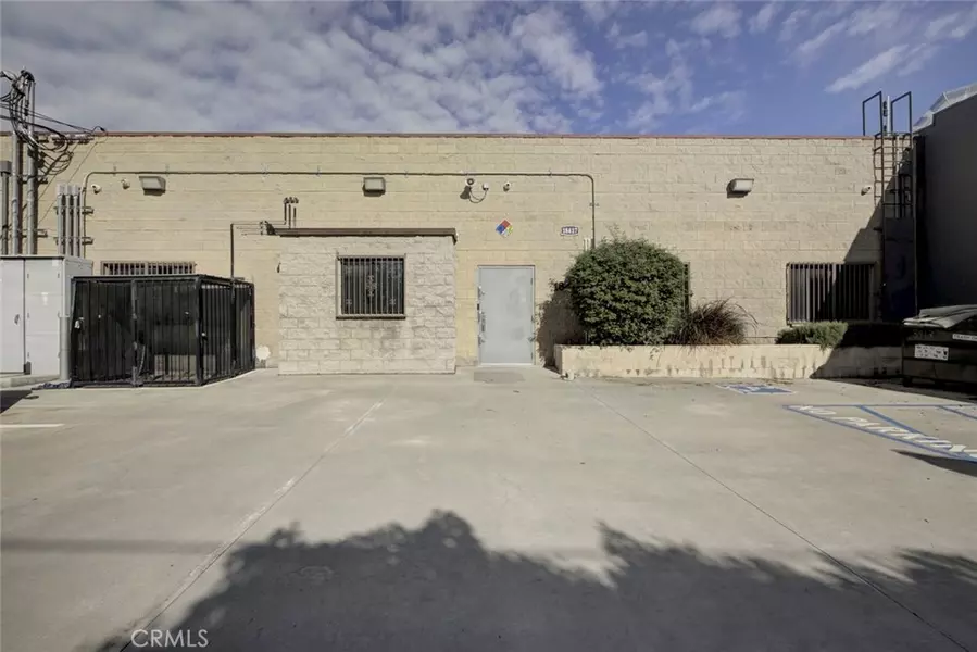 18417 Bryant ST, Northridge, CA 91325