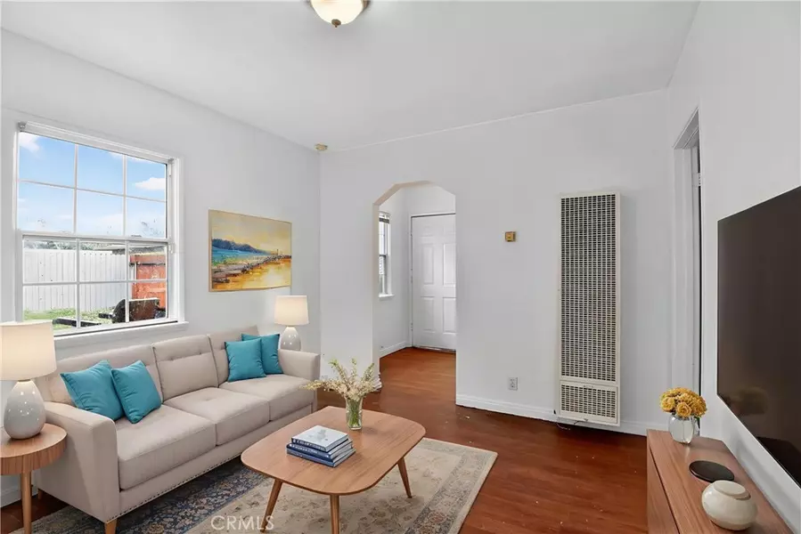 253 E Louise, Long Beach, CA 90805