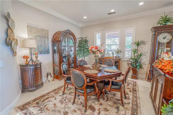 Valencia, CA 91381,26524 Valley Oak LN