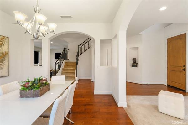 Tarzana, CA 91335,18141 Topham ST