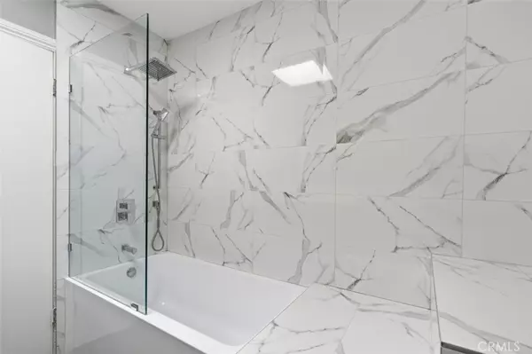 Sherman Oaks, CA 91403,4700 Natick AVE #315