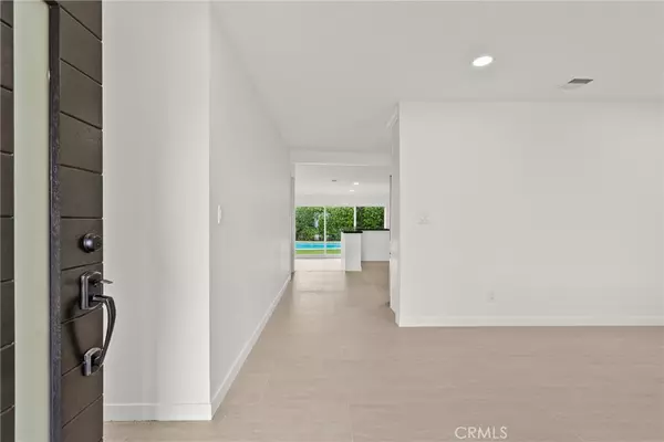 North Hills, CA 91343,10144 Gaviota