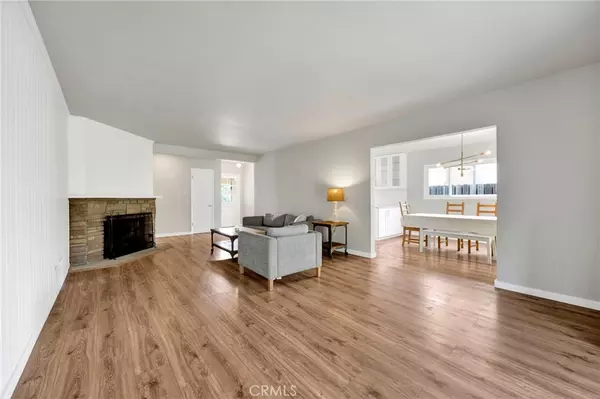 Van Nuys, CA 91405,14421 Cohasset ST