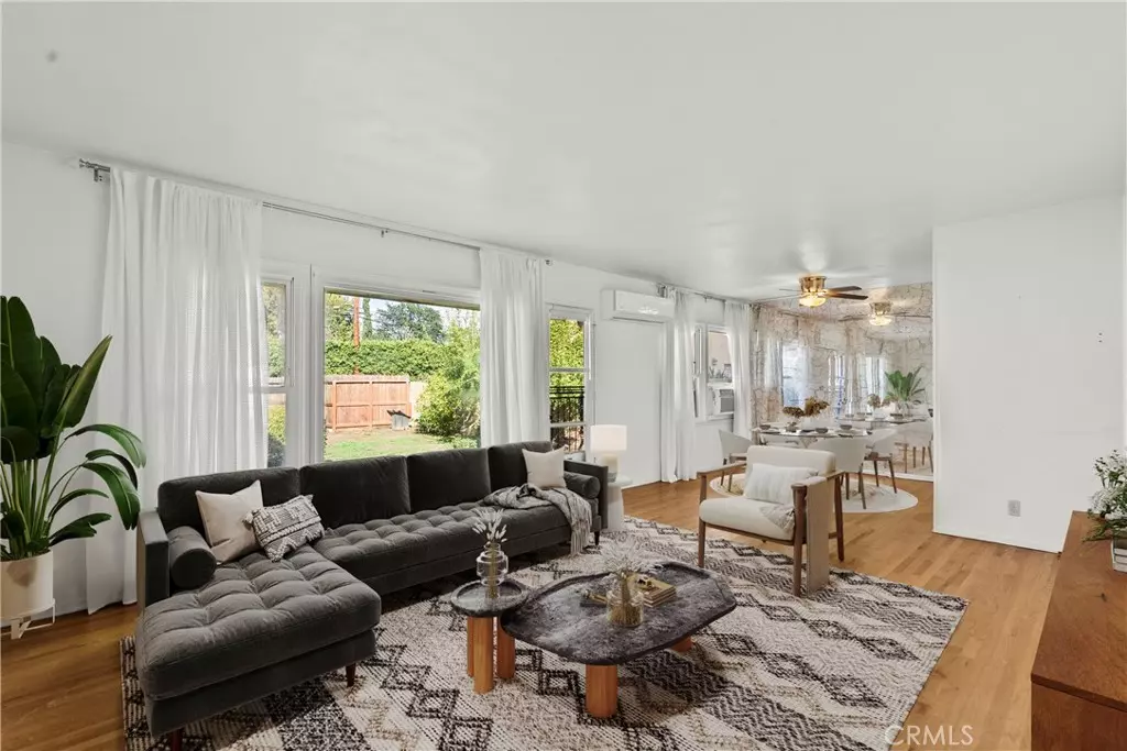 Van Nuys, CA 91406,16731 Victory