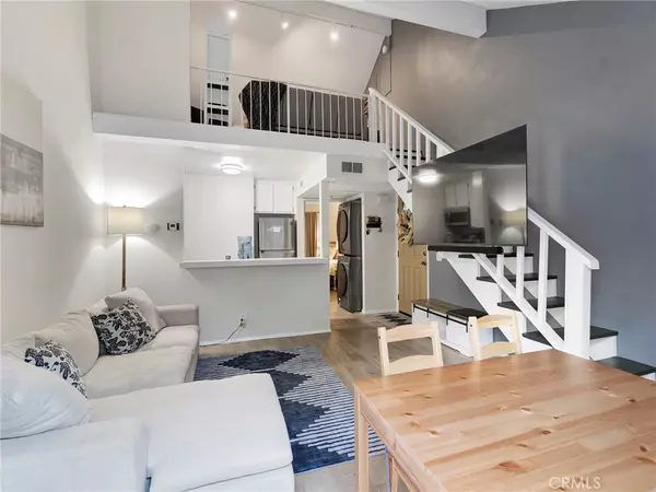 Canoga Park, CA 91303,7050 Shoup Ave #225 #225