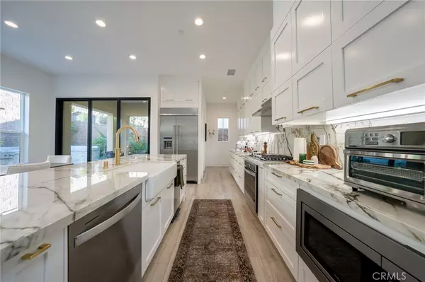 Porter Ranch, CA 91326,20811 W Bur Oak