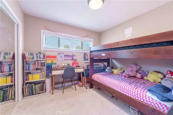 Woodland Hills, CA 91364,5237 Topanga Canyon