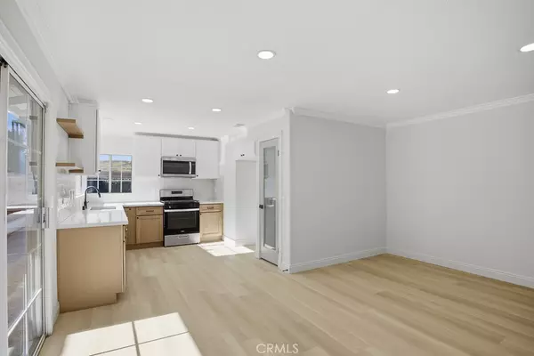 Riverside, CA 92503,7051 Idyllwild LN