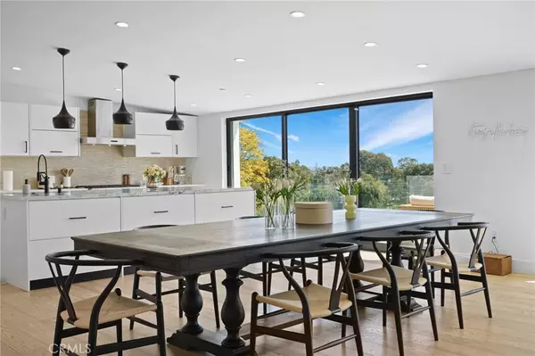 Santa Monica, CA 90405,1812 Navy