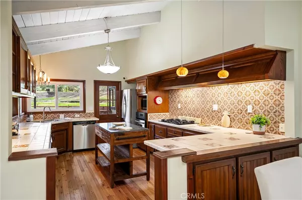 Calabasas, CA 91302,2171 McKain ST