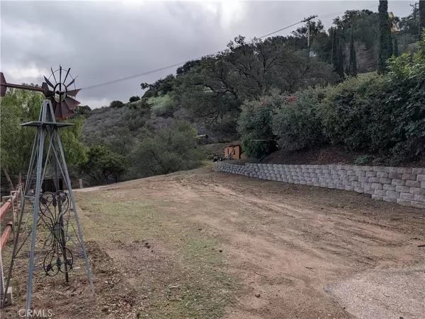 Simi Valley, CA 93063,1087 LOMA LN