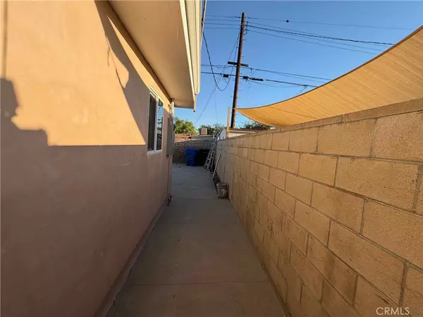 San Fernando, CA 91340,12974 Vaughn St