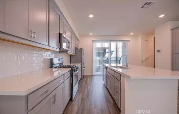 Winnetka, CA 91306,20625 Desert Ash