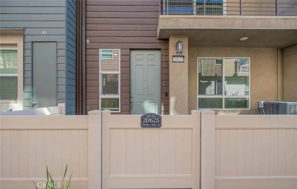 20625 Desert Ash, Winnetka, CA 91306