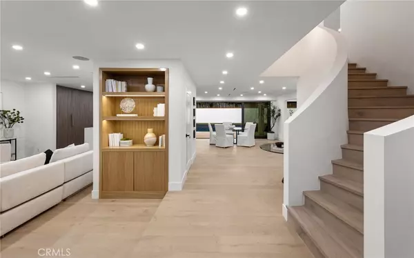 Calabasas, CA 91301,5325 Cangas