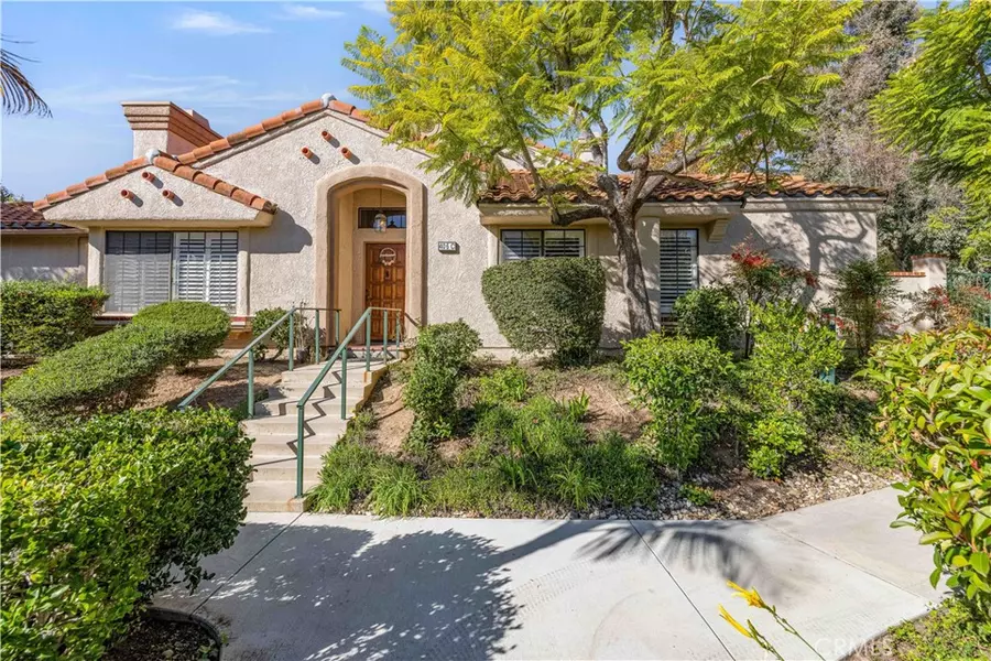 406 Country Club, Simi Valley, CA 93065