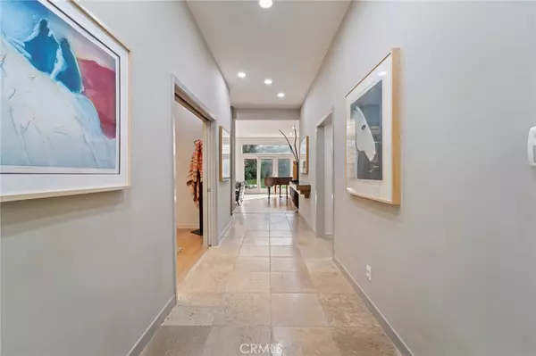 Encino, CA 91436,3601 Cananea