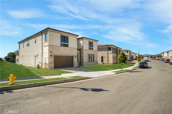 Chatsworth, CA 91324,20534 Edgewood