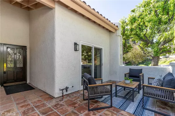 Calabasas, CA 91302,24412 Voltara CT