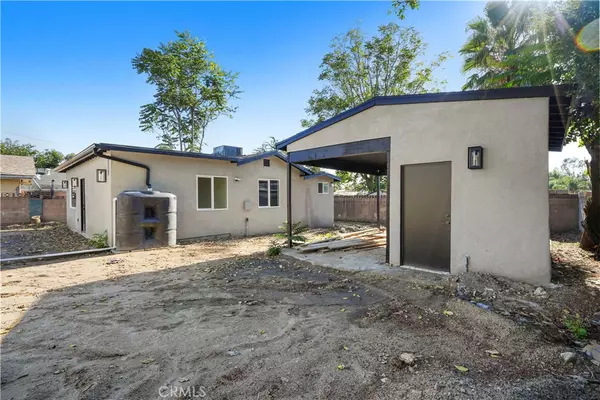 Pacoima, CA 91331,11533 Dronfield