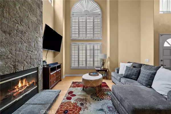 Chatsworth, CA 91311,22371 Mission CIR