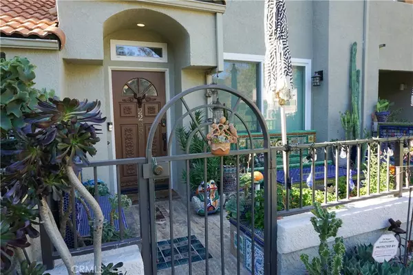 Chatsworth, CA 91311,22350 Heritage Pass