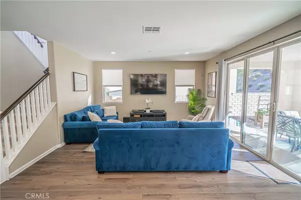 Canyon Country, CA 91387,18642 Cedar Crest DR