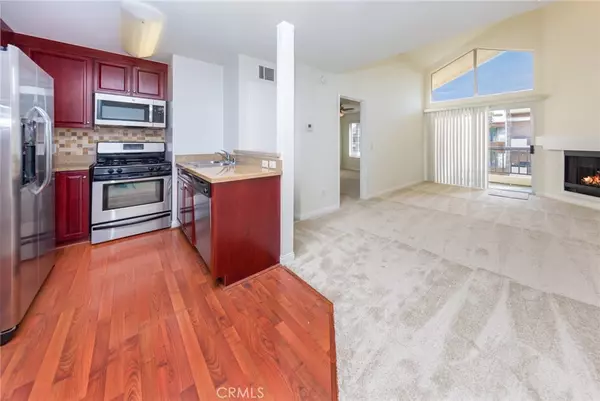 5545 Canoga AVE #320, Woodland Hills, CA 91367