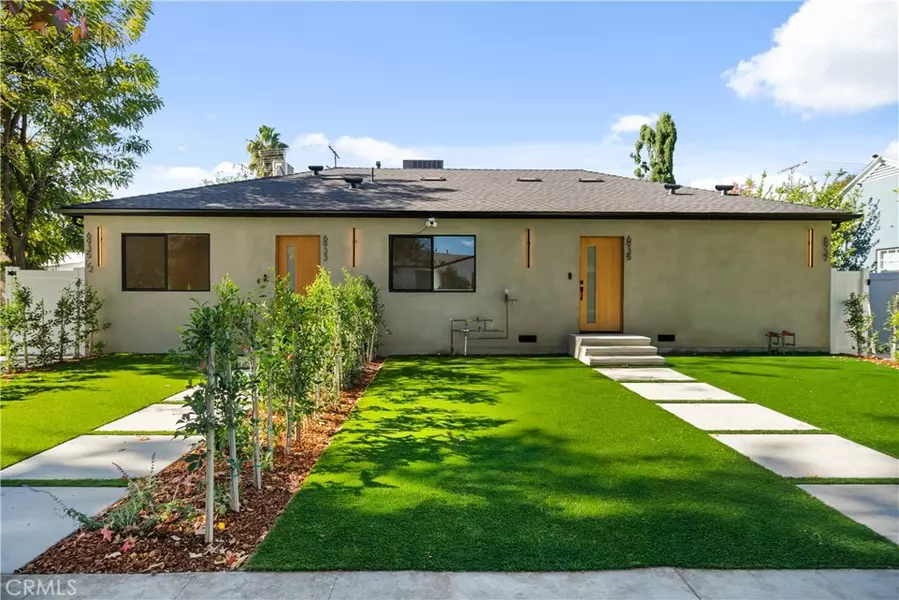 6935 Jellico AVE, Lake Balboa, CA 91406