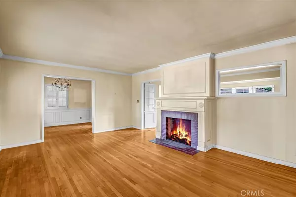 Santa Monica, CA 90403,2832 Washington