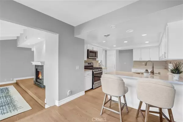 Calabasas, CA 91302,23024 Park Sorrento